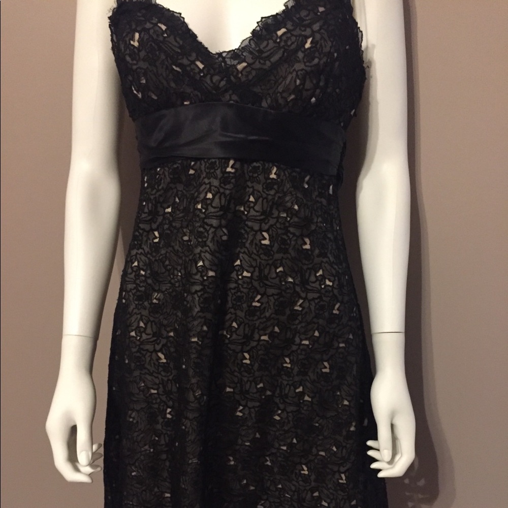 Nicole Miller Black Dress 100% Silk Lace Size 6